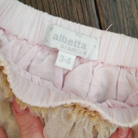 Girls Blush pink and gold  tutu skirt size 3 to 4 - Picture 2 of 3